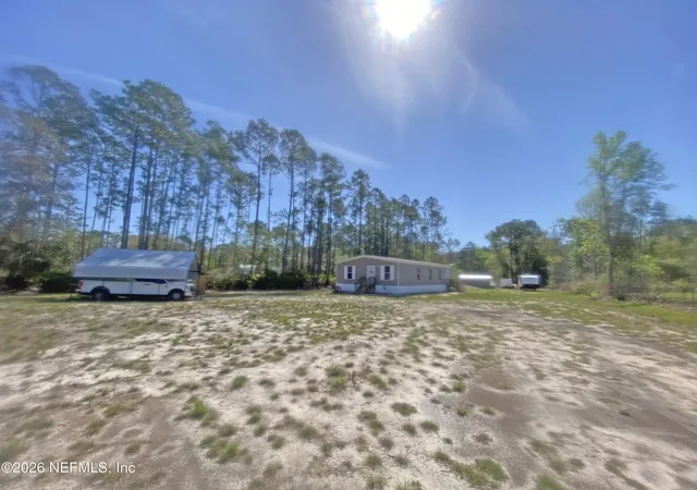 Photo 1 of Manufactured home for sale at 203 Sw 5th Avenue, Palatka, FL 32177 | MLS# 2135085 | Listing updated on 2026-08-03