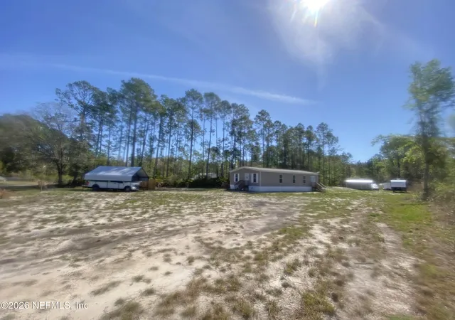 Photo 31 of Manufactured home for sale at 203 Sw 5th Avenue, Palatka, FL 32177 | MLS# 2135085 | Listing updated on 2026-08-03