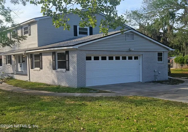 3rd image of 10206 Shoreview Dr N, Jacksonville, FL 32218 | MLS# 2135660