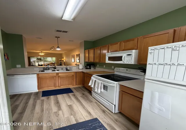 Photo 3 of Condo for sale at 867 Nw 21st Avenue, Gainesville, FL 32609 | MLS# 2135460 | Listing updated on 2026-09-13