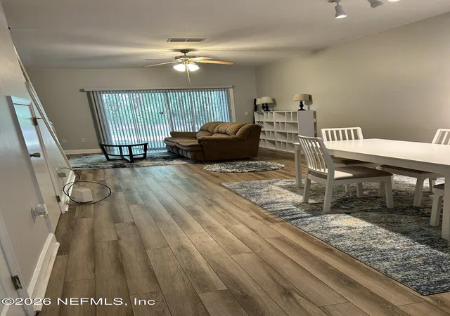 Listing Photo 5 - Condo for sale in building located at 867 Nw 21St Ave, GAINESVILLE, FL 32609