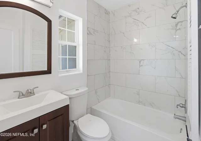 Photo 3 of Single family home for sale at 5405 Windermere Dr, Jacksonville, FL 32211 | MLS# 2135521 | Listing updated on 2026-09-11