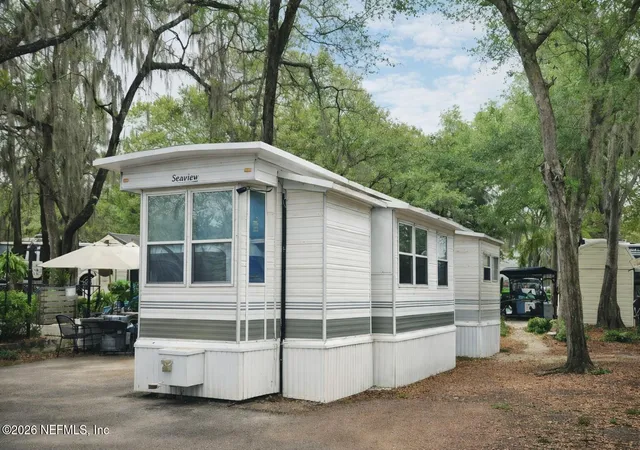 2nd image of 25321 Ne 141st St, Fort Mc Coy, FL 32134 | MLS# 2135523