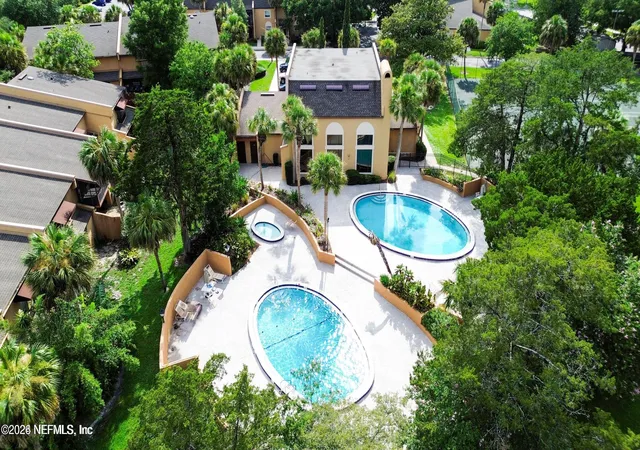 Listing Photo 5 - Condo for sale in building located at 327 Greencastle Rd, Jacksonville, FL 32225 - Unit #54