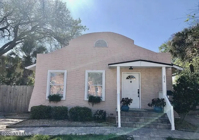 1st image of 314 6th St N, Jacksonville Beach, FL 32250 | MLS# 2135596