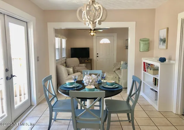 5th image of 314 6Th St N, Jacksonville Beach, FL 32250 | MLS# 2135596