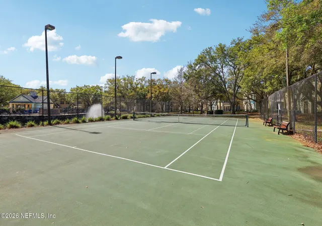 2nd image of 13703 Richmond Park Dr N, Jacksonville, FL 32224