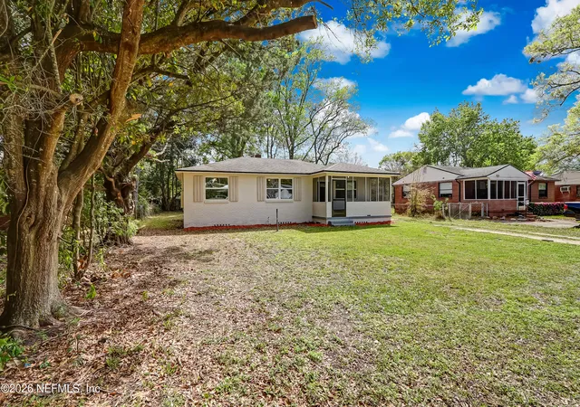 3rd image of 5280 Redrac St, Jacksonville, FL 32205 | MLS# 2135871