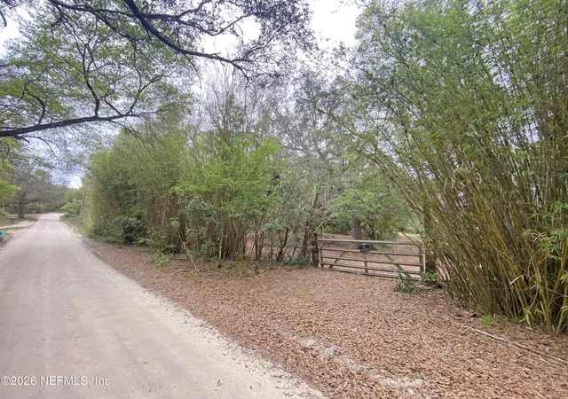 Homes for sale in Hawthorne, FL | 119 Twin Lakes Rd, Hawthorne, FL 32640 | MLS# 2135840