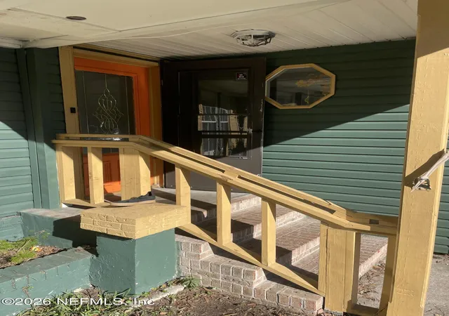 2nd image of 5884 Retha Rd, Jacksonville, FL 32254 | MLS# 2135860