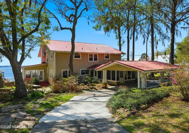 Photo 1 of Mansion for sale at 6189 Kingsley Lake Dr, Starke, FL 32091 | MLS# 2136009 | Listing updated on 2026-04-27