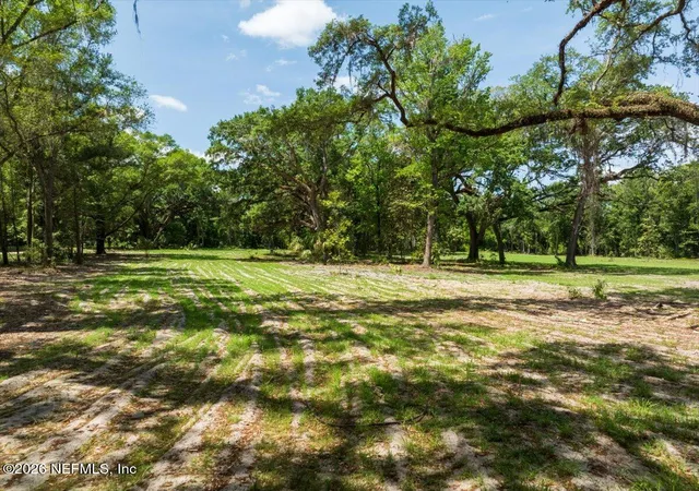 1st image of 0 Walker Dr Dr, Interlachen, FL 32148 | MLS# 2135999