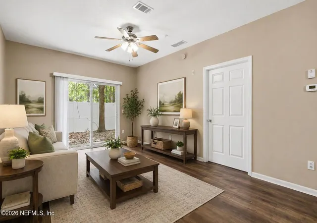 5th image of 3680 Kirkpatrick Cir #4, Jacksonville, FL 32210 | MLS# 2137576