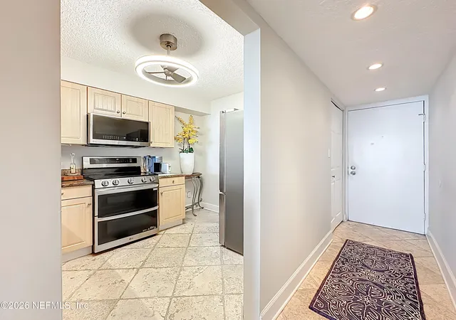 5th image of 1301 1St St S, Jacksonville Beach, FL 32250