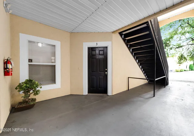 3rd image of 3620 Kirkpatrick Cir #3, Jacksonville, FL 32210 | MLS# 2136217