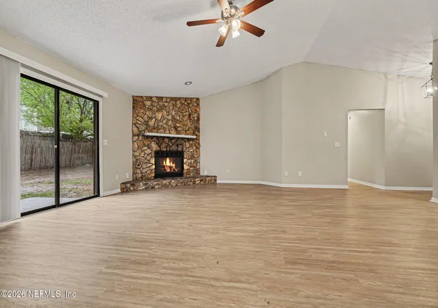 5th image of 8459 Pikes Peak Dr N, Jacksonville, FL 32244 | MLS# 2136890
