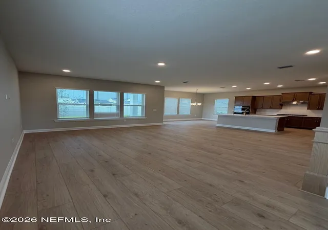 2nd image of 317 Bedford Ter #121, St. Augustine, FL 32092 | MLS# 2136672