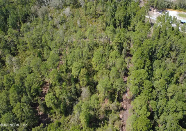 Photo 3 of Land for sale at 113 Seminole Pl, Satsuma, FL 32189 | MLS# 2136899 | Listing updated on 2026-04-21