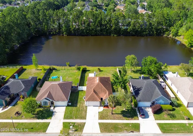 Homes for sale in Jacksonville, FL | 12895 Bentwater Dr, Jacksonville, FL 32246 | MLS# 2139855