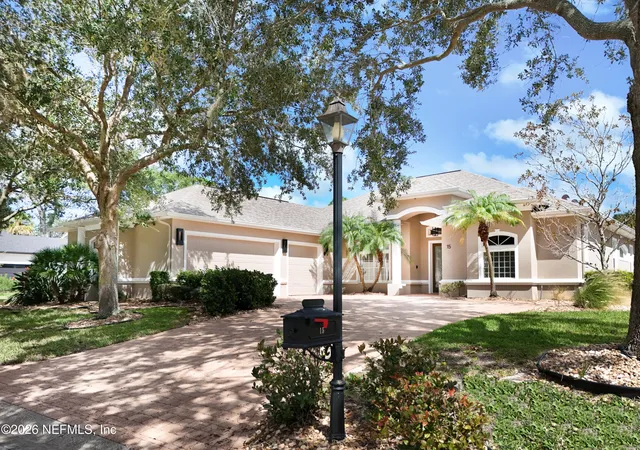 Photo 3 of Single family home for sale at 15 Old Oak Dr N, Palm Coast, FL 32137 | MLS# 2137028 | Listing updated on 2026-10-15