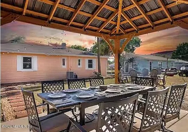 1st image of 3909 W Tyson Ave, Tampa, FL 33611 | MLS# 2137132