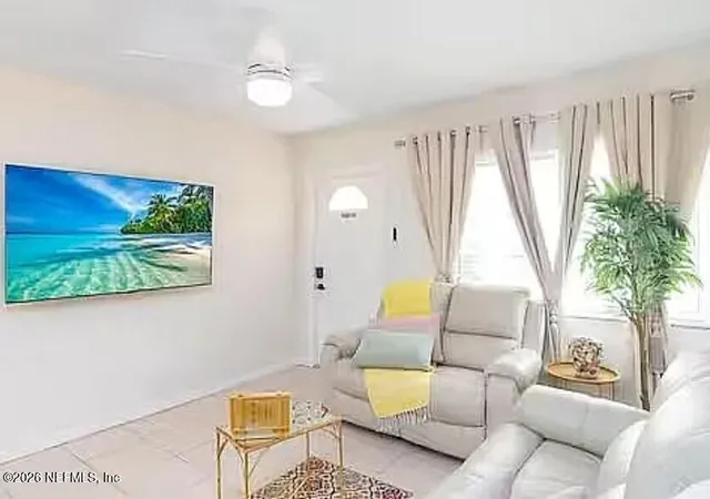 4th image of 3909 W Tyson Ave, Tampa, FL 33611 | MLS# 2137132