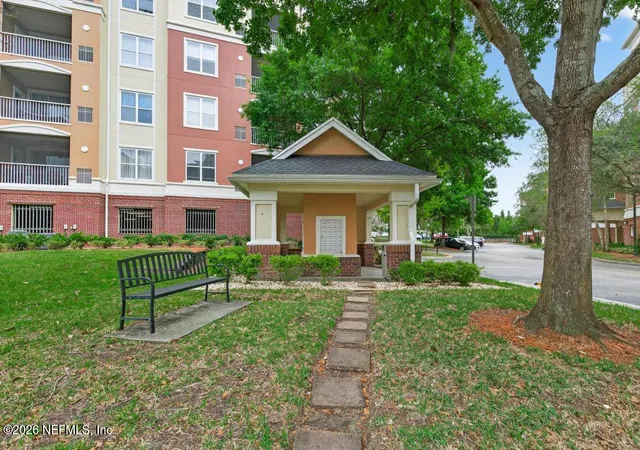 4th image of 4480 Deerwood Lake Pkwy #431, Jacksonville, FL 32216 | MLS# 2137188