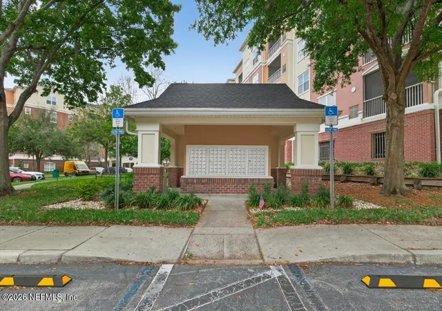 5th image of 4480 Deerwood Lake Pkwy #431, Jacksonville, FL 32216 | MLS# 2137188