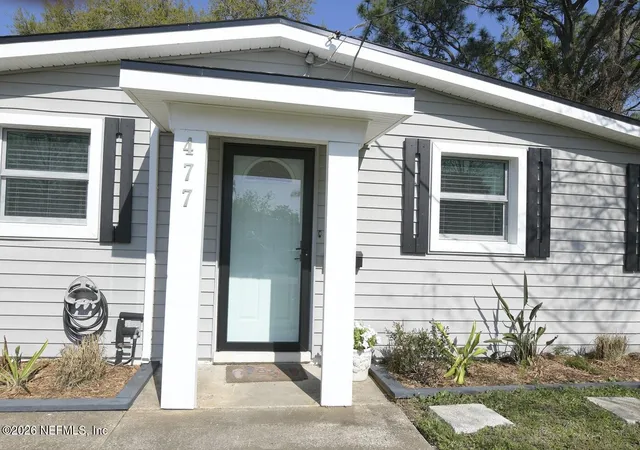 4th image of 477 Sailfish Dr E, Atlantic Beach, FL 32233 | MLS# 2137261