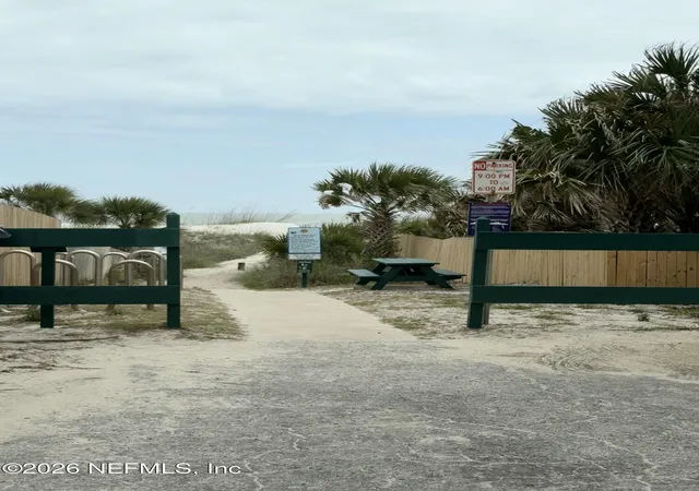 5th image of 120 Beach Ave, Atlantic Beach, FL 32233 | MLS# 2139409