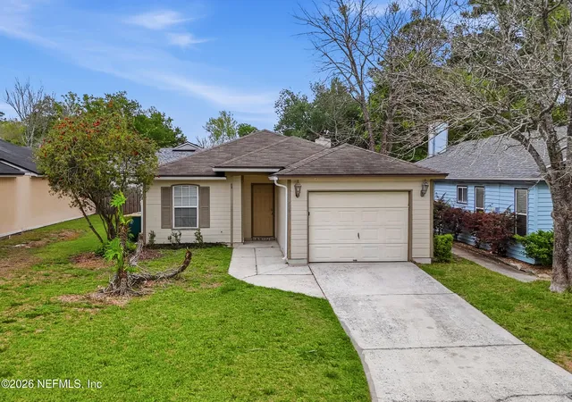 Homes for sale in Jacksonville, FL | 10769 Alumni Wy, Jacksonville, FL 32246 | MLS# 2137484