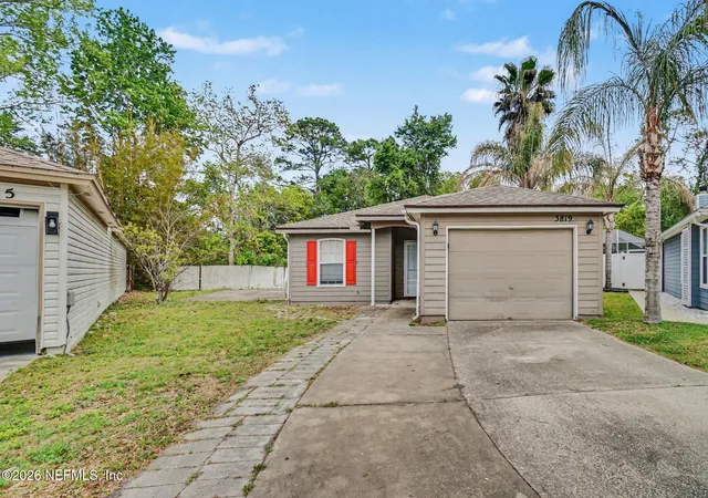Homes for sale in Jacksonville, FL | 3819 Autumn Leaf Ct, Jacksonville, FL 32246 | MLS# 2138008