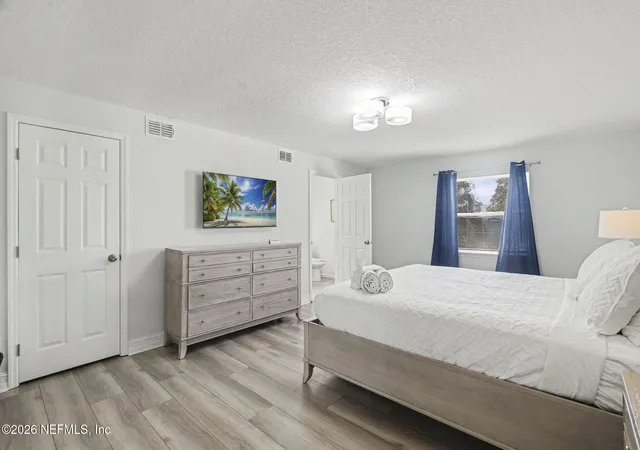 Photo 4 of Single family home for sale at 1702 7th Street N, Jacksonville Beach, FL 32250 | MLS# 2137493 | Listing updated on 2026-09-03