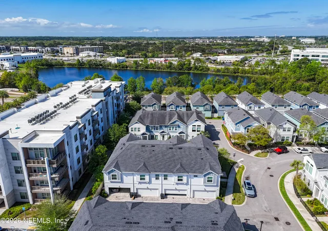 Homes for sale in Jacksonville, FL | 7441 Beach Walk Pl, Jacksonville, FL 32256 | MLS# 2137824