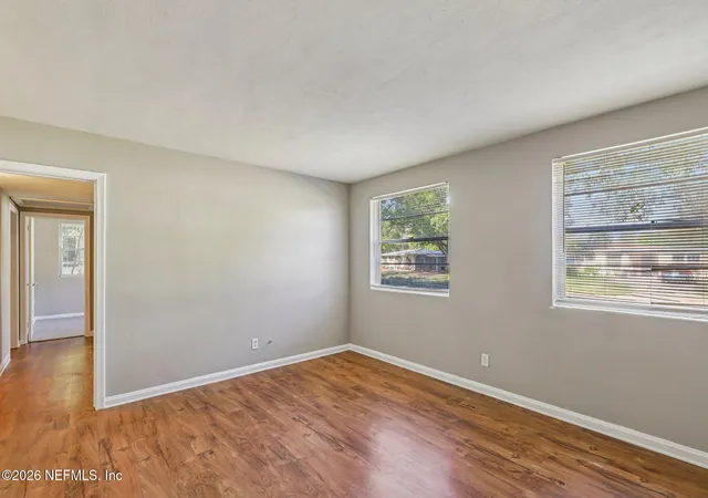 4th image of 3827 Colebrooke Dr, Jacksonville, FL 32210 | MLS# 2140432