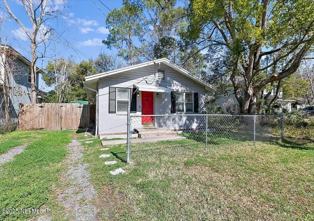 image of 3607 Gilmore St, Jacksonville, FL 32205 | MLS# 2138290