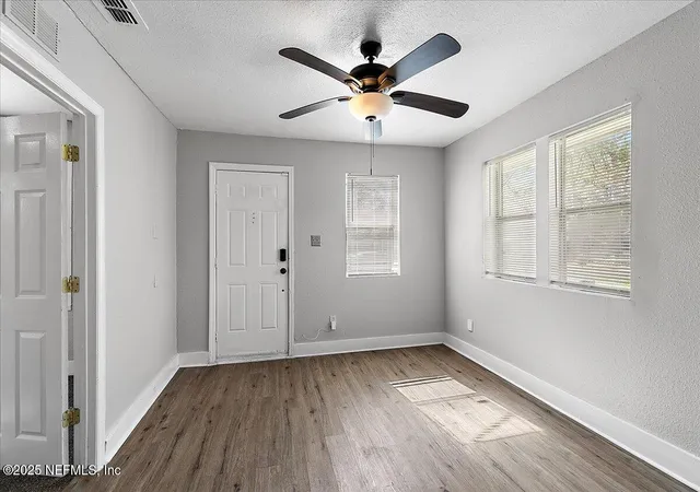 2nd image of 3607 Gilmore St, Jacksonville, FL 32205 | MLS# 2138290