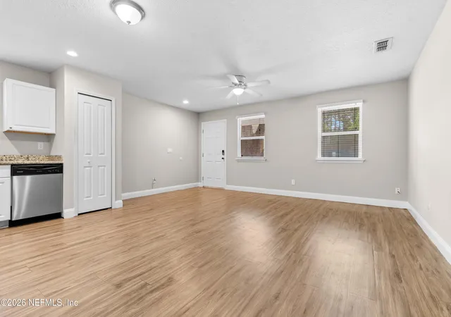 5th image of 4056-58 Grant Rd, Jacksonville, FL 32207 | MLS# 2138274