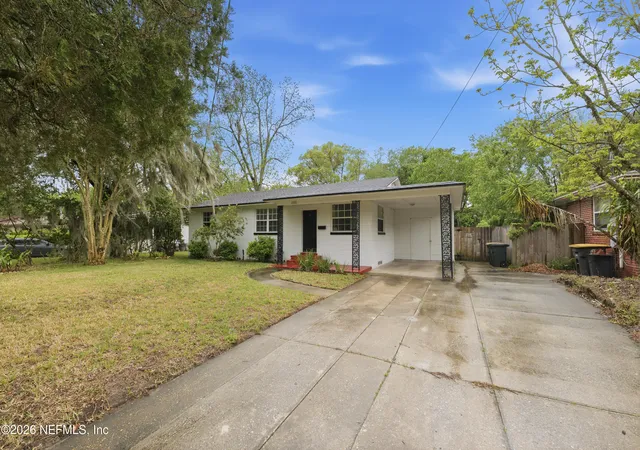 Photo 3 of Single family home for sale at 1332 Placid Pl, Jacksonville, FL 32205 | MLS# 2139594 | Listing updated on 2026-07-03