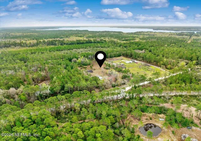 Photo 2 of Manufactured home for sale at 100 Kenwood Boat Ramp Rd, Interlachen, FL 32148 | MLS# 2138159 | Listing updated on 2026-09-16