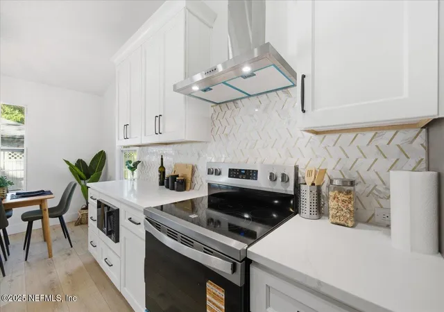 4th image of 3295 Tinya Ct, Jacksonville, FL 32226 | MLS# 2138202