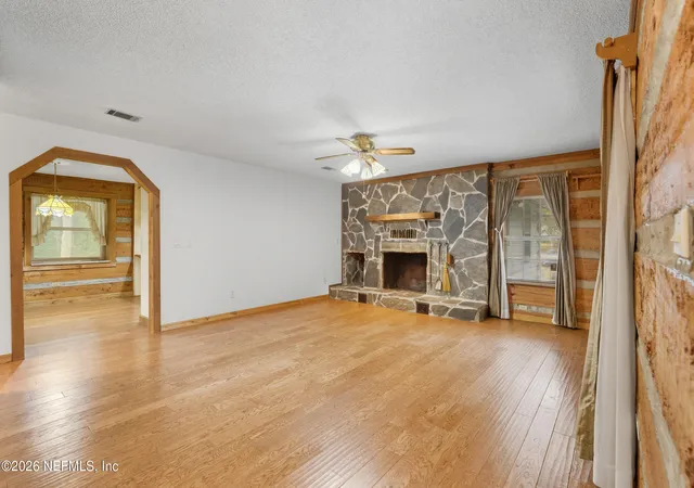 5th image of 2221 Treasure Point Rd, Green Cove Springs, FL 32043 | MLS# 2138235