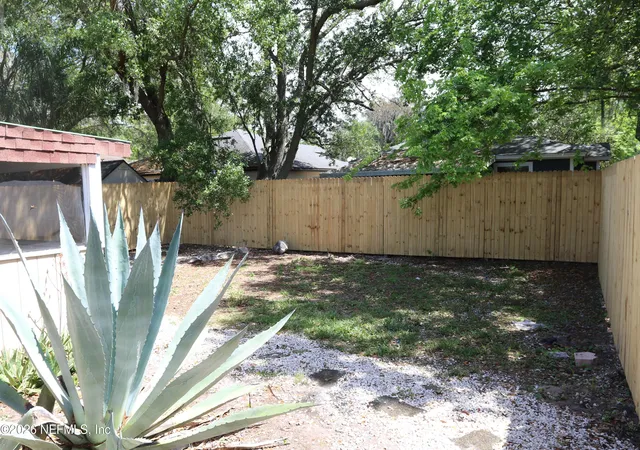 2nd image of 569 Camelia St, Atlantic Beach, FL 32233 | MLS# 2138299