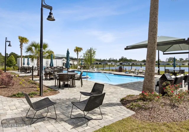Homes for sale in Jacksonville, FL | 4551 Sun Garden Dr, Jacksonville, FL 32257 | MLS# 2138676