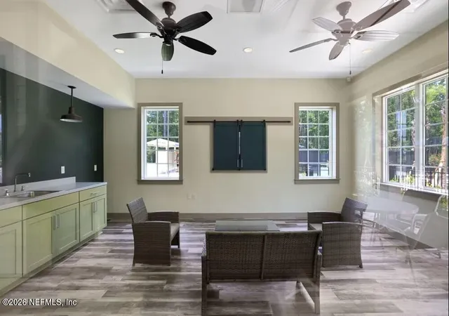 11th image of 3905 Gareys Ferry Wy, Middleburg, FL 32068 | MLS# 2138513