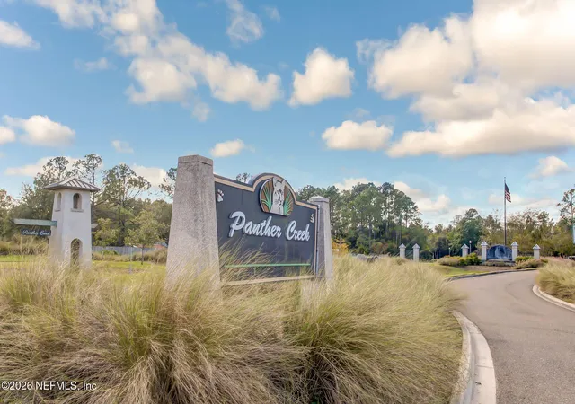 Homes for sale in Jacksonville, FL | 11537 Admiral Cv Dr, Jacksonville, FL 32221 | MLS# 2138844