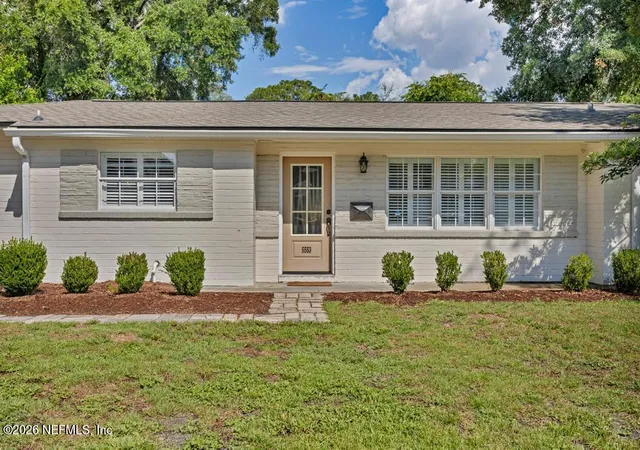3rd image of 5553 Salerno Rd, Jacksonville, FL 32244 | MLS# 2139069