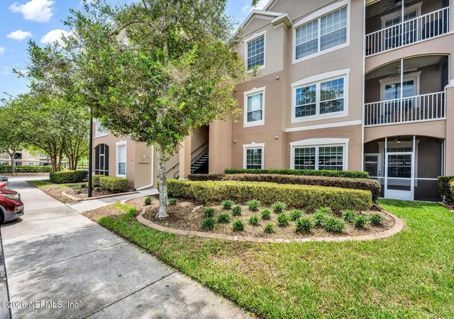 Homes for sale in Jacksonville, FL | 7990 Baymeadows Rd E #520, Jacksonville, FL 32256 | MLS# 2145522