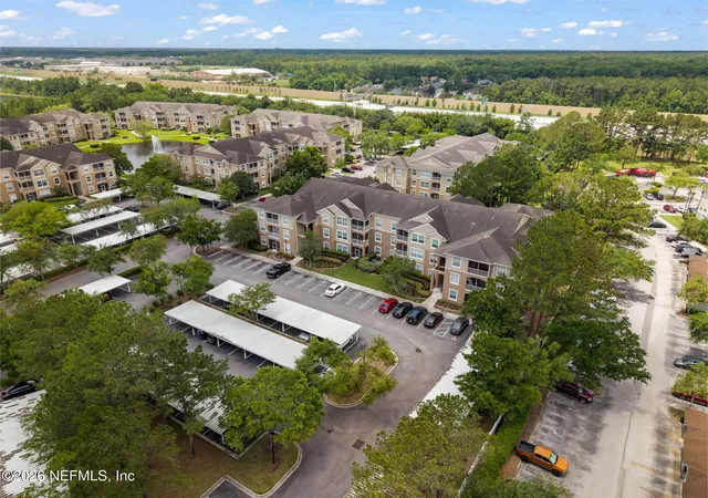Homes for sale in Jacksonville, FL | 7990 Baymeadows Road, Jacksonville, FL 32256 | Houzeo