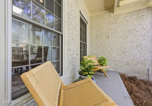 Photo 3 of Sale Pending at 2144 Lakeside Dr E, Fernandina Beach, FL 32034 | MLS# 2138989 | Listing updated on 2026-05-19